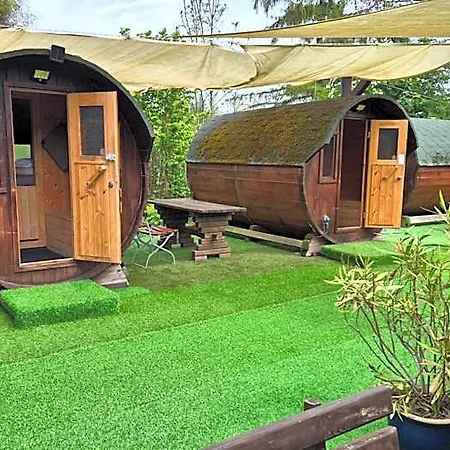 Hotel Mini Ubernachten Im Gurkenfass