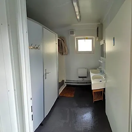 Mini Ubernachten Im Gurkenfass 2*