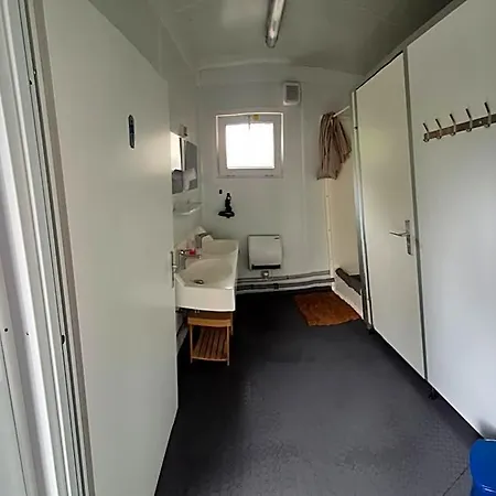 Mini Ubernachten Im Gurkenfass 2* Luebbenau