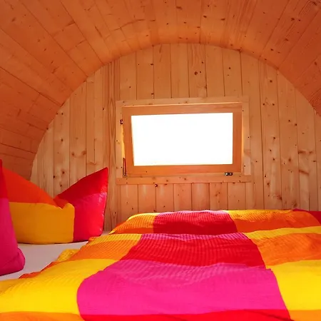 Hotel Mini Uebernachten Im Gurkenfass Lübbenau