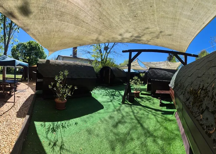 Mini Uebernachten Im Gurkenfass