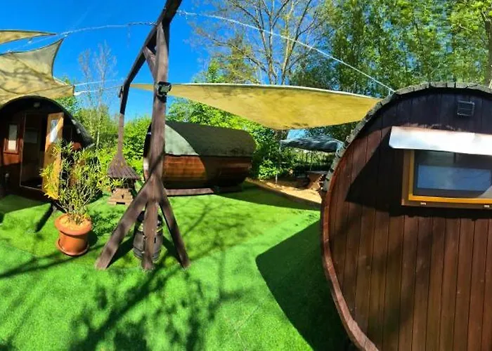 Mini Ubernachten Im Gurkenfass 2* Lübbenau